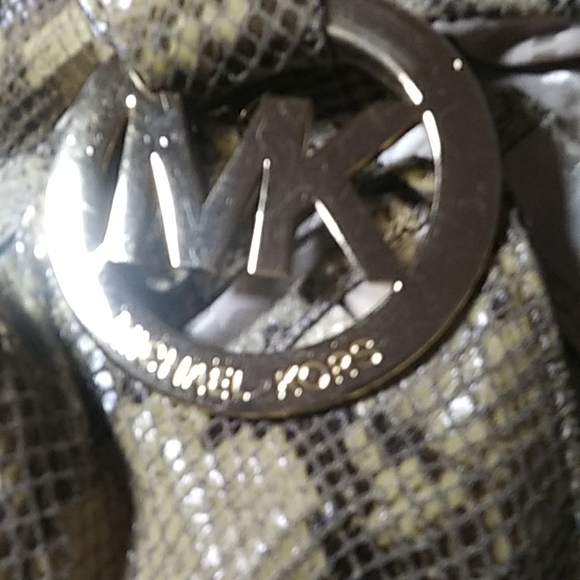 Michael Kors Python hobo - Picture 2 of 5